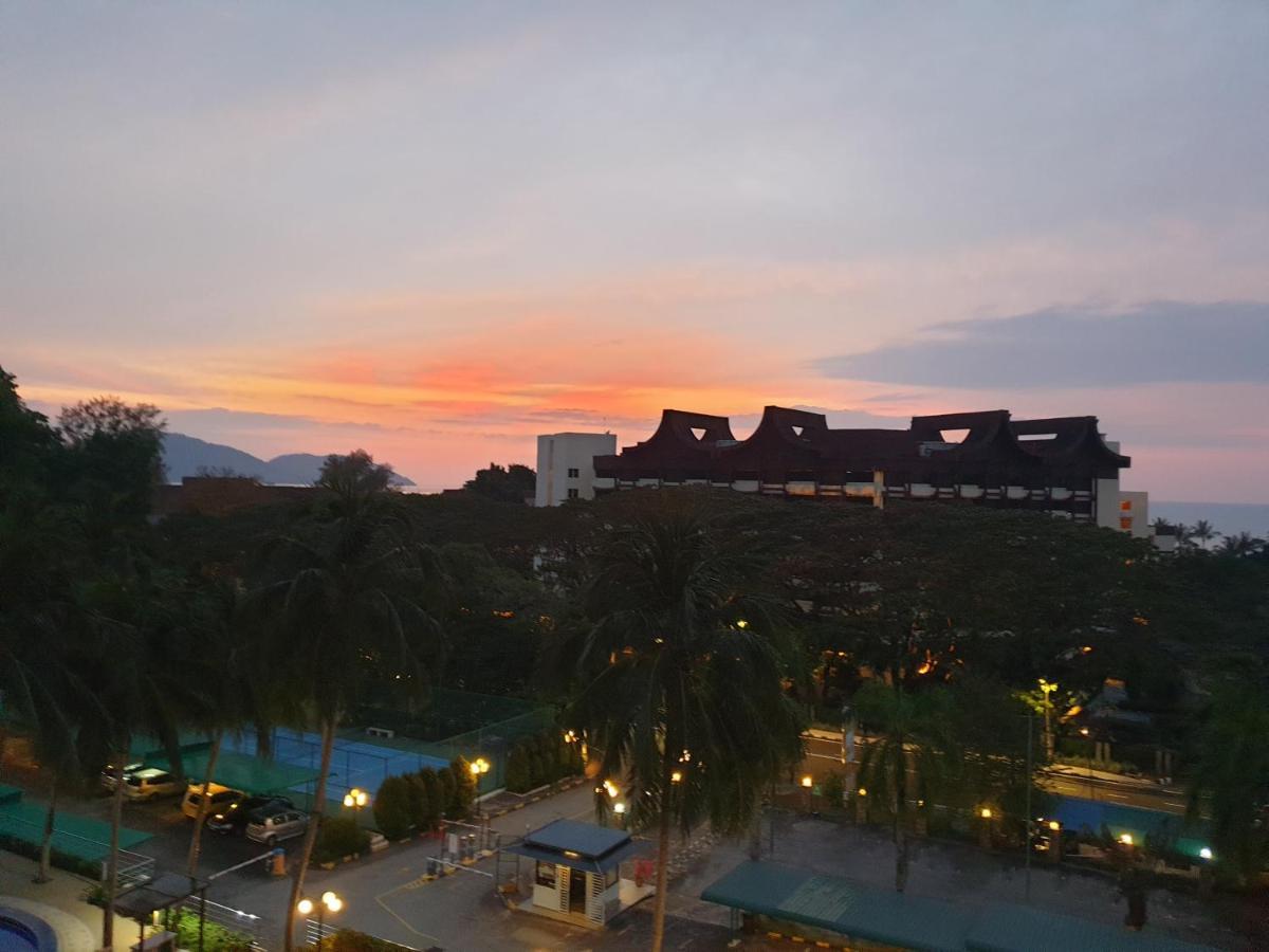 Sri Sayang By Coral Holiday Resort Batu Ferringhi Zewnętrze zdjęcie
